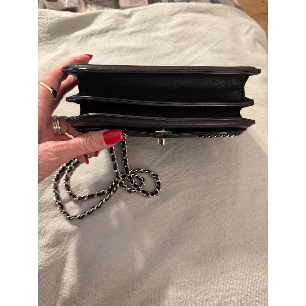 Chanel Black Leather Chain Trim CC Turn-Lock Crossbody Bag Silver Hardware - Picture 4 of 10